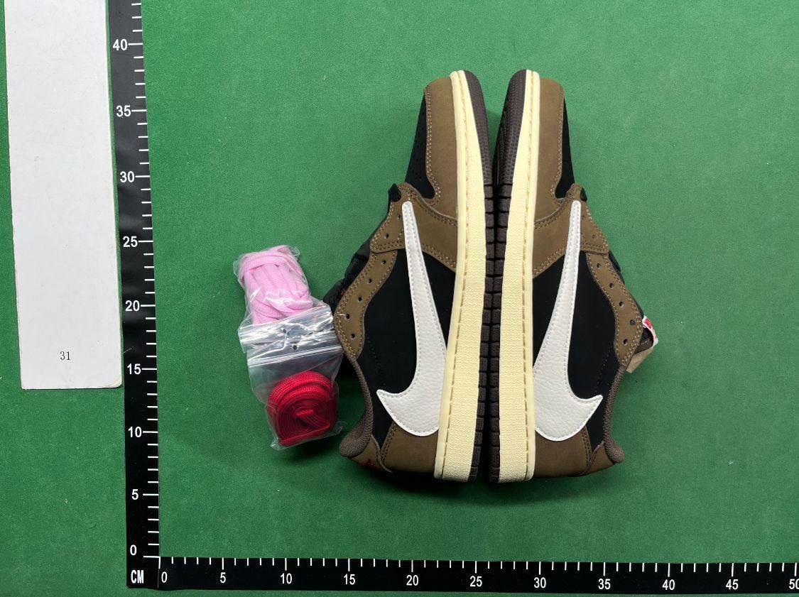 BF Batch  Jordan x Travis Scott Air Jordan 1 High OG SP  -2