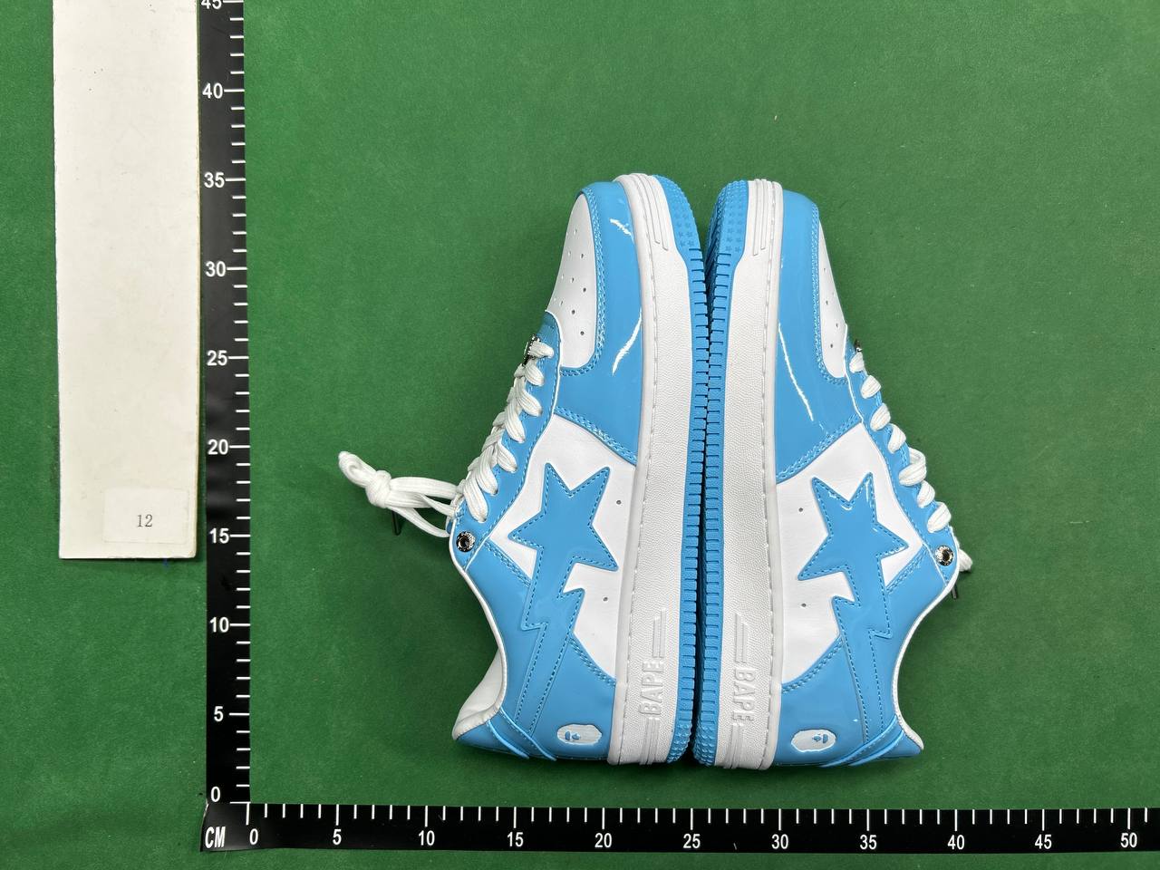   A  BATHING  APE  STA -1