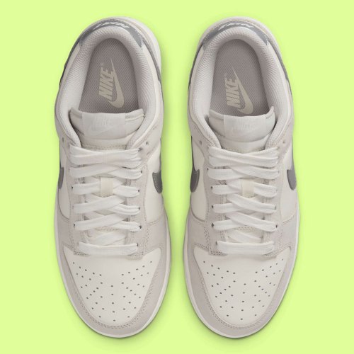 A Silver Swoosh Adds Spark To A Greyed Out Nike Dunk(pic2) A Silver Swoosh Adds Spark To A Greyed Out Nike Dunk(pic2)