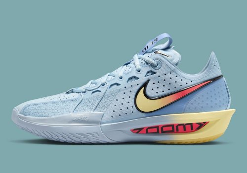 The Nike Zoom GT Cut 3 Sizes Up A “Glacier Blue” Makeover(pic1) The Nike Zoom GT Cut 3 Sizes Up A “Glacier Blue” Makeover(pic1)